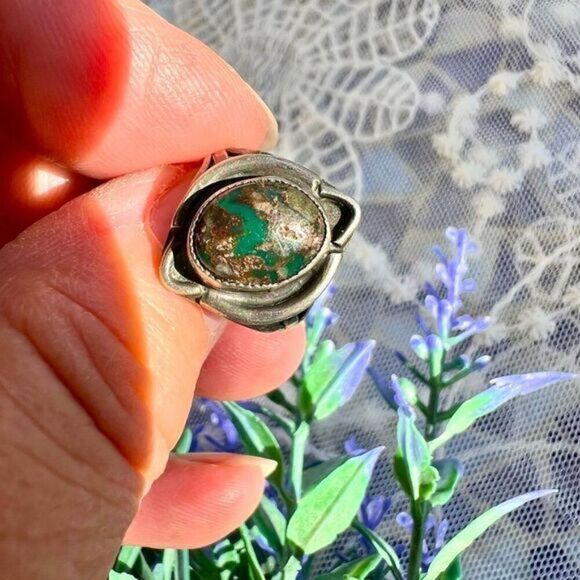 Vintage Natural Turquoise & Sterling Native Ring - Picture 10 of 11